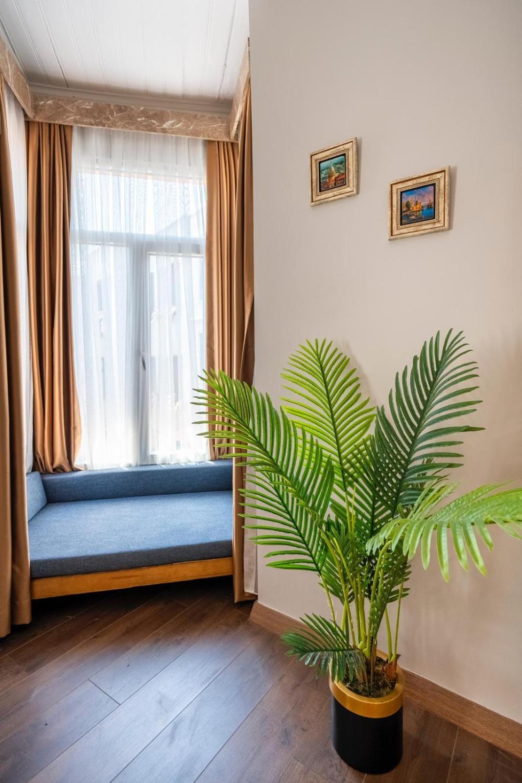 Otel Leyan
